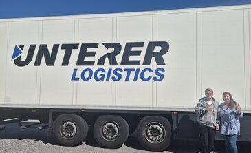 Jonas Flatscher mit Theresa Unterer.